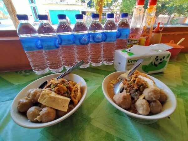 Jika Sedang Berlibur ke Sumenep, Jangan Lupa Nikmati Kuliner Unik Rujak Bakso