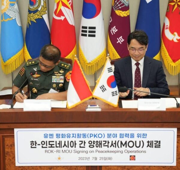 Tingkatkan Kemampuan Prajurit Jaga Perdamaian Dunia, TNI dan Militer Korsel Jalin Kerjasama 
