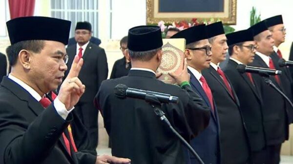 Reshuffle Kabinet Indonesia Maju, Jokowi Lantik Menteri dan 5 Wakil Menteri Baru