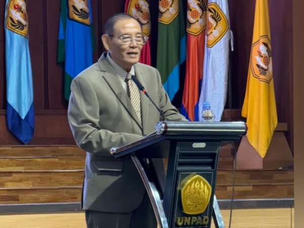 Universitas Padjajaran Gelar Orasi Ilmiah: “80 Tahun Prof Romli Atmasasmita, Pembangunan dan Penegakan Hukum di Era Globalisasi”