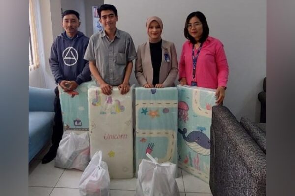 BRI Kramat Jati Bantu Karyawan Terdampak Banjir