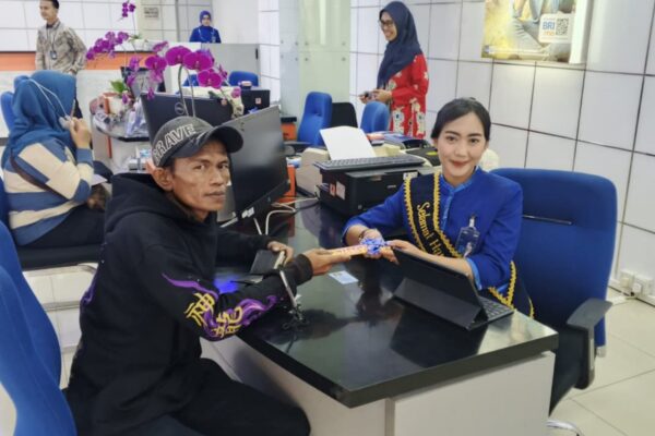BRI KC Pasar Minggu Maksimalkan Pelayanan di Hari Pelanggan Nasional 2025