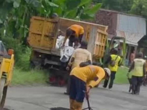 Sambut Lonjakan Kendaraan Libur Lebaran, DPUPKP Kebut Perbaikan Jalan di Sleman