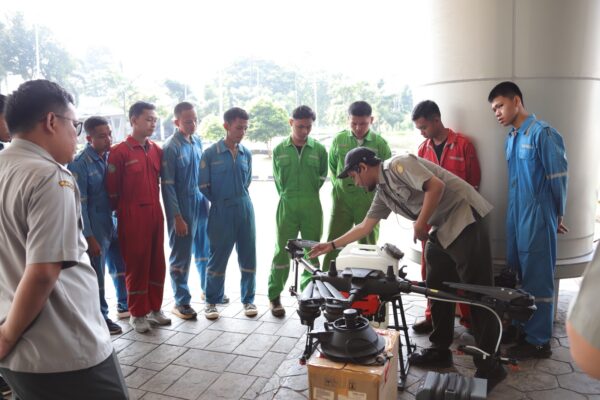 Politeknik Enjiniring Kementan Perkuat Kompetensi Mahasiswa melalui Pelatihan Drone Pertanian