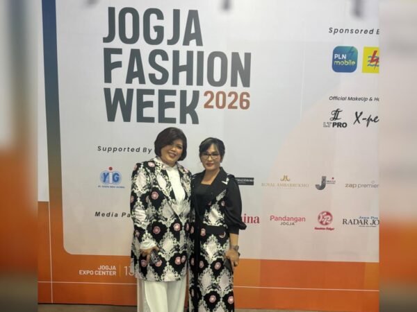 Jogja Fashion Week 2026: Yuni Pohan dan Yuslian Harefa Angkat Batik Nias ke Panggung Fashion